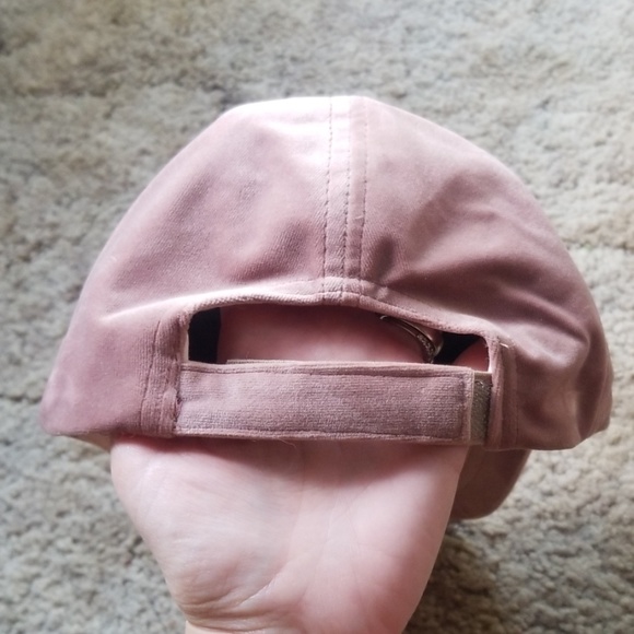 Pink baseball cap - Picture 3 of 3